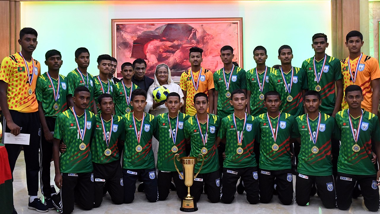Prime Minister Awards U-16 Boys, U-19 Women’s Teams