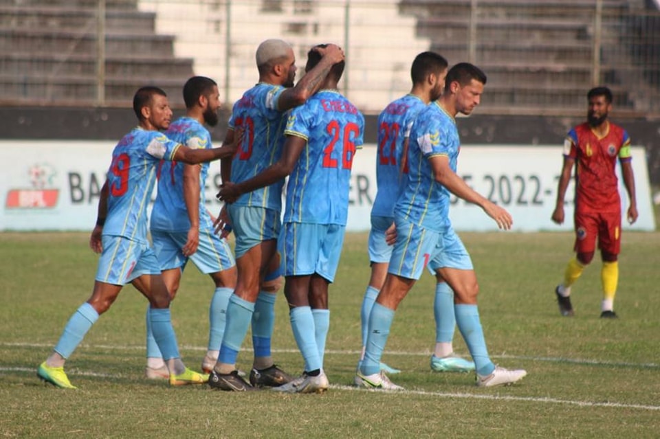'Bangladesh Premier League 2022-23' Abahani Ltd Dhaka beat Bangladesh Police FC 4-1.