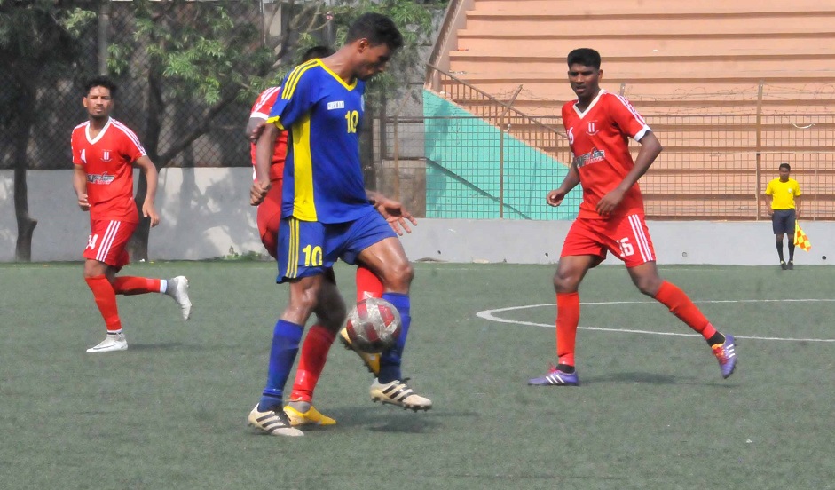 Police get 1-0 win over Wari; Soccer Club, Swadhinata play out goalless draw