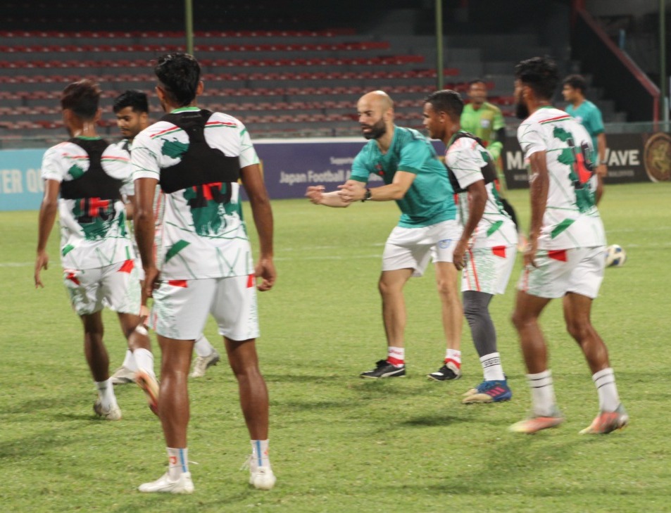 Bangladesh team in practice session