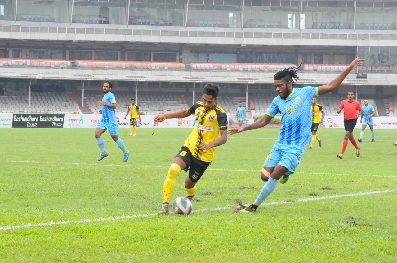 Saif Sporting Club Ltd. defeated Abahani Ltd., Dhaka by 3-2 goals