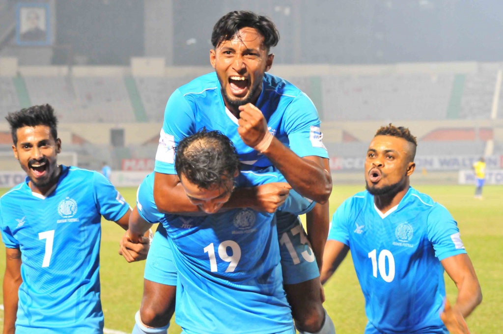 Abahani in final, beat Sheikh Jamal by 4-2 in first semi